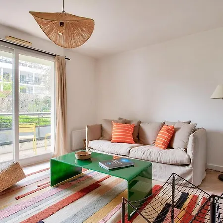 Apartment Le Maille- T2 Au Calme En Centre-ville