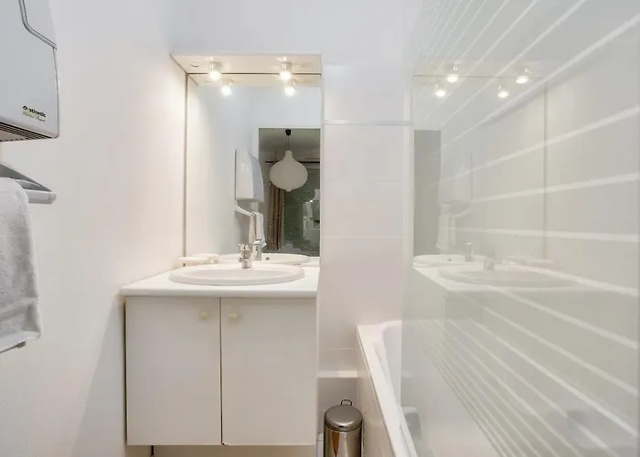 Le Maille- T2 Au Calme En Centre-ville شقة